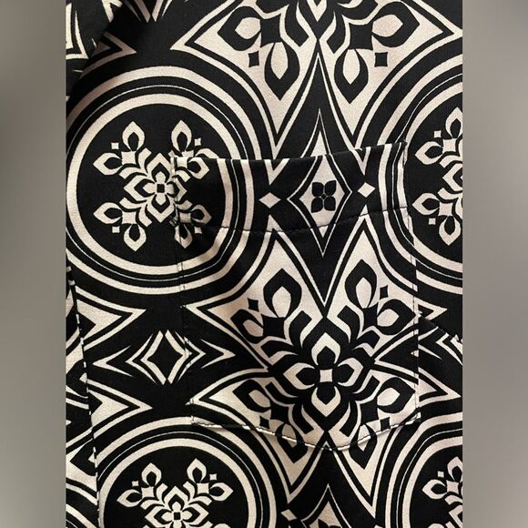 BCBG Max Azria Black and White Pocket Shirt Dress Small Business Cocktail Work - Picture 4 of 15